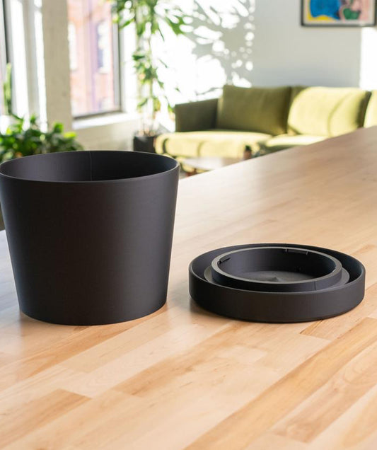Nero Planter