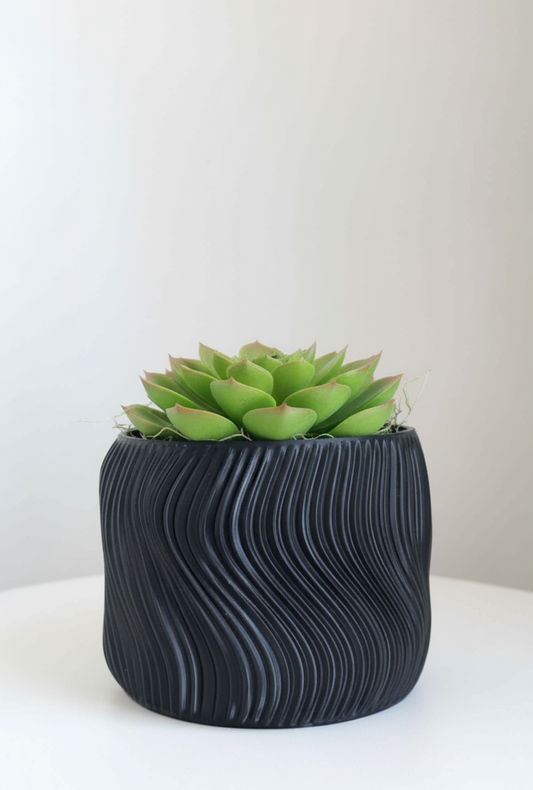 Nero Planter